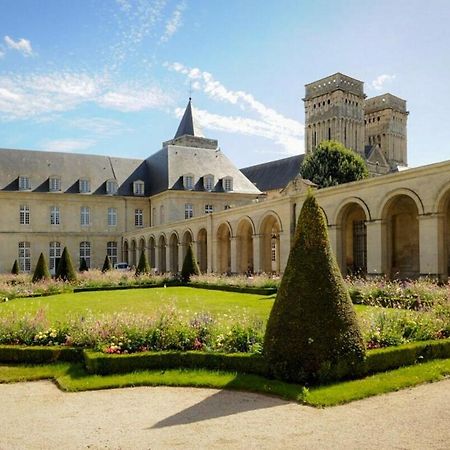 Charmant Appartement Proche De L'Abbaye-Aux-Dames Caen Dış mekan fotoğraf